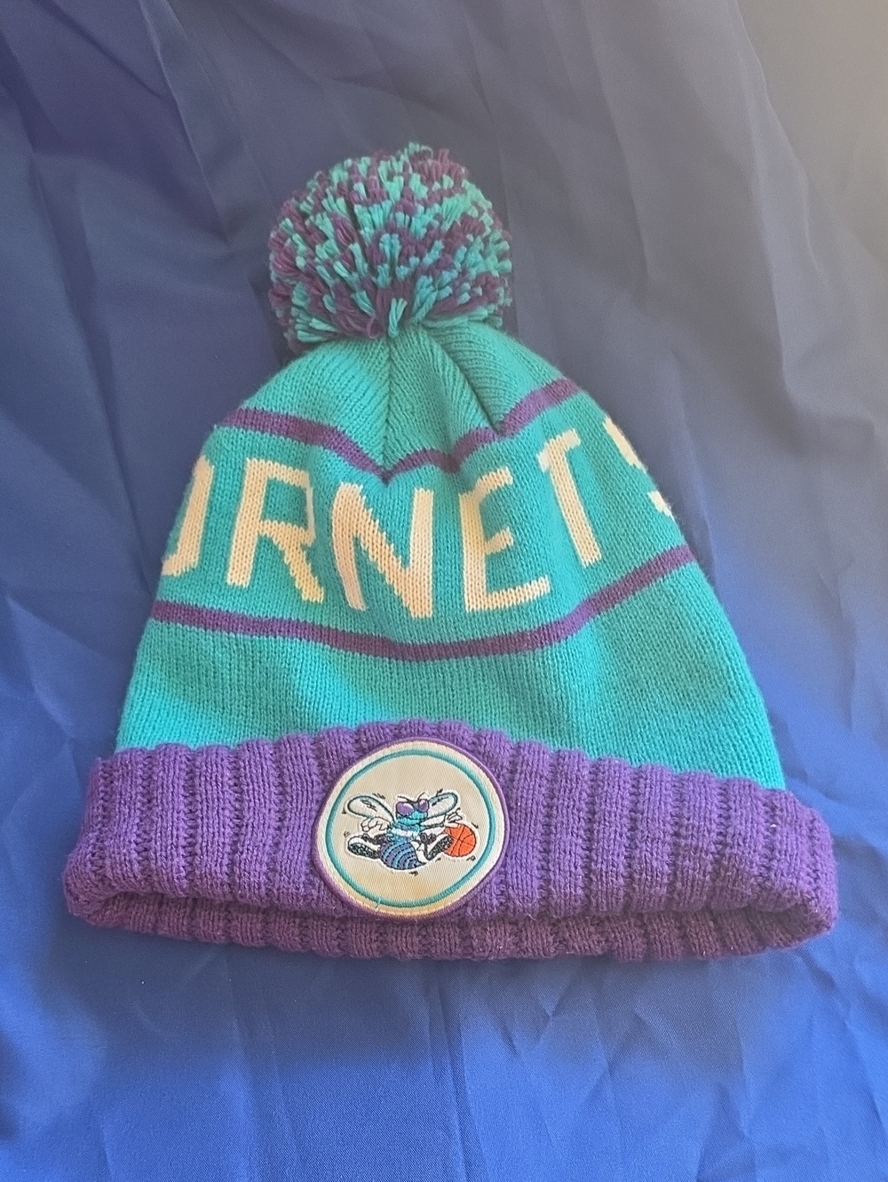 Mitchell & Ness Charlotte Hornets Men's Colorblock Pom Beanie Teal/Purple OS